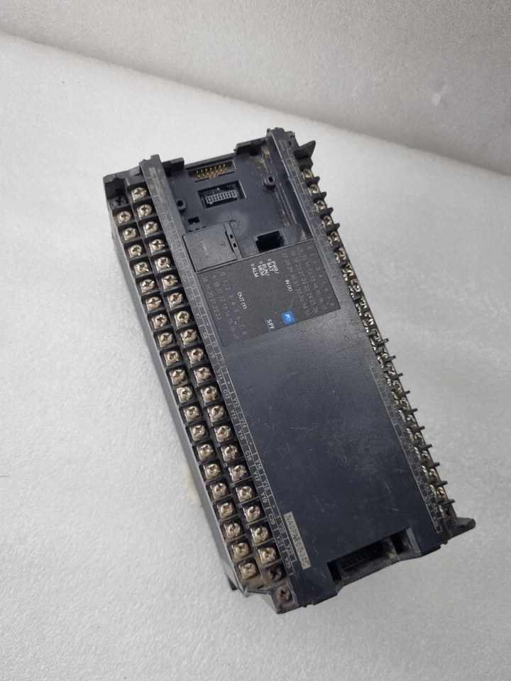 FUJI ELECTRIC NA0PA60T-34C 24VDC 36W PROGRAMMABLE CONTROLLER (ALARAM ERROR)